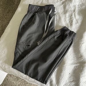 FIGS graphite medium Zamora jogger